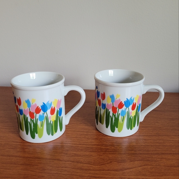 2 vintage tulip mugs 90s floral mugs - Picture 3 of 8